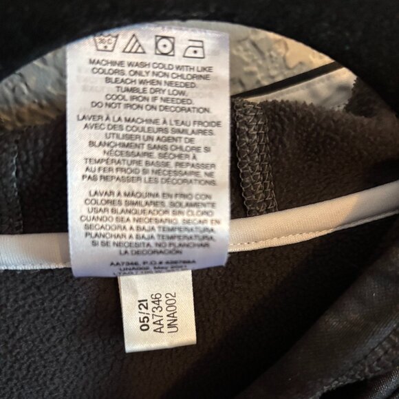 SOLD: adidas Hoodie Kids XL 18/20 - Picture 12 of 12